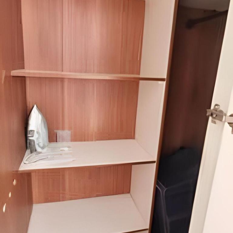 Santiago Centro Depto 2D1B parking free metro Universidad de Chile a 3 cuadras, wifi incuido - Apartamento de 2 dormitorios - 27