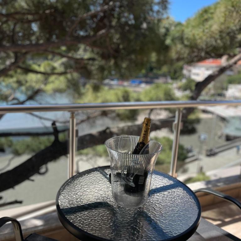Vue Mer - Dvokrevetna Soba sa Bračnim Krevetom i Pogledom na More - 16
