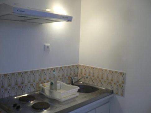 Bel appartement meublé et aménagé - Studio avec Vue sur Jardin - 9