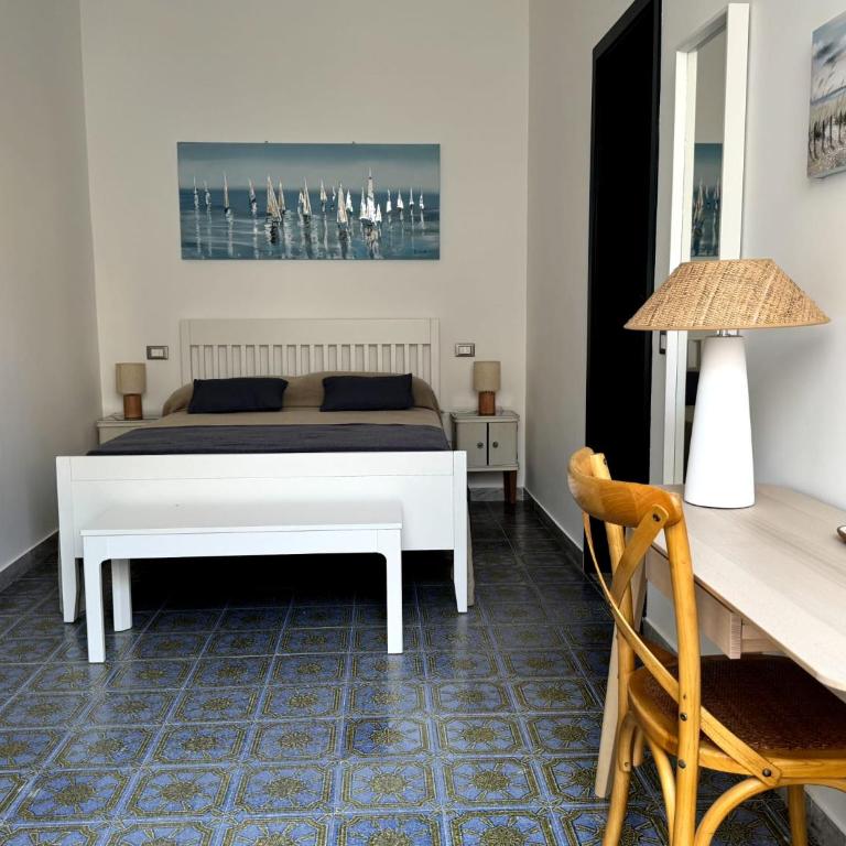 La Casa dei palmizi - Camera Matrimoniale con Terrazza - 4