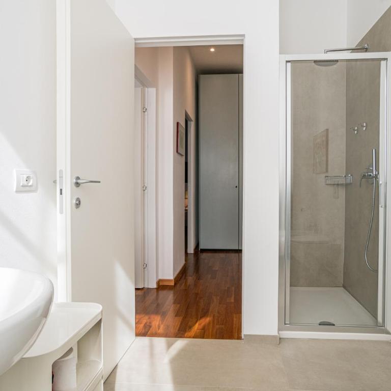 La Magnolia - Two-Bedroom Apartment with Garden View - 31