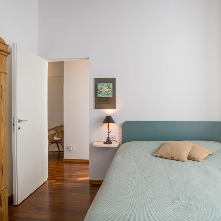 La Magnolia - Two-Bedroom Apartment with Garden View - 22