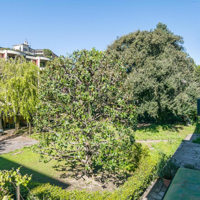 La Magnolia - Two-Bedroom Apartment with Garden View - 3