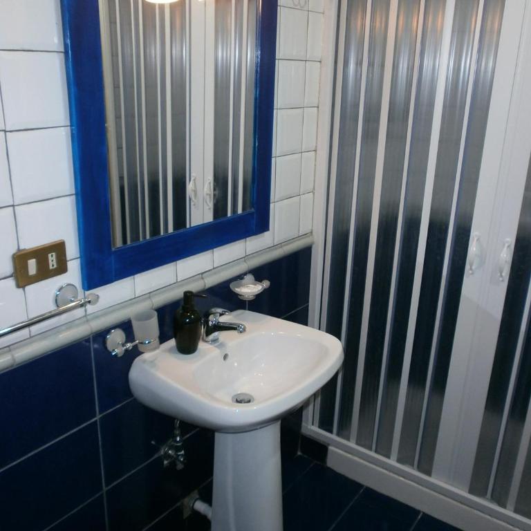 Salvone's house B&B - Camera Matrimoniale con Bagno Privato - 7