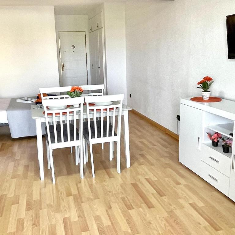 APARTBEACH NUEVO ALBORAN 617 con PISCINA - Apartamento - 9