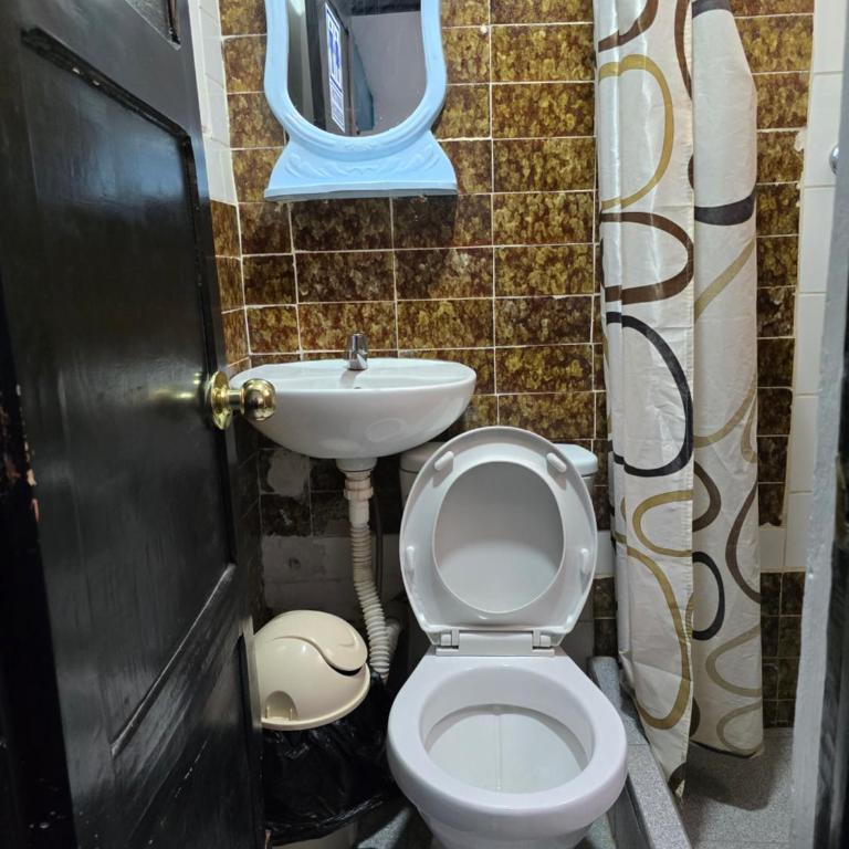 Hotel Huaraz - Habitación Triple con baño privado - 2