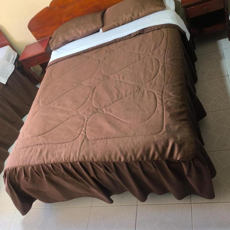 Hotel Huaraz - Habitación Doble con baño privado - 5