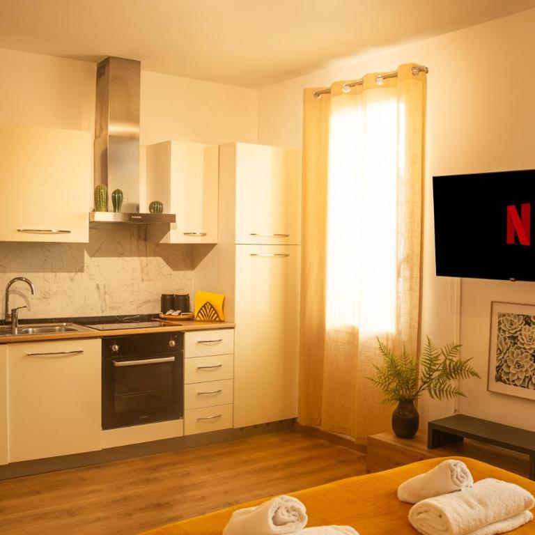 GOLD APARTMENT - Navigli, Duomo, Milano - Appartamento Deluxe con 1 Camera da Letto - 2