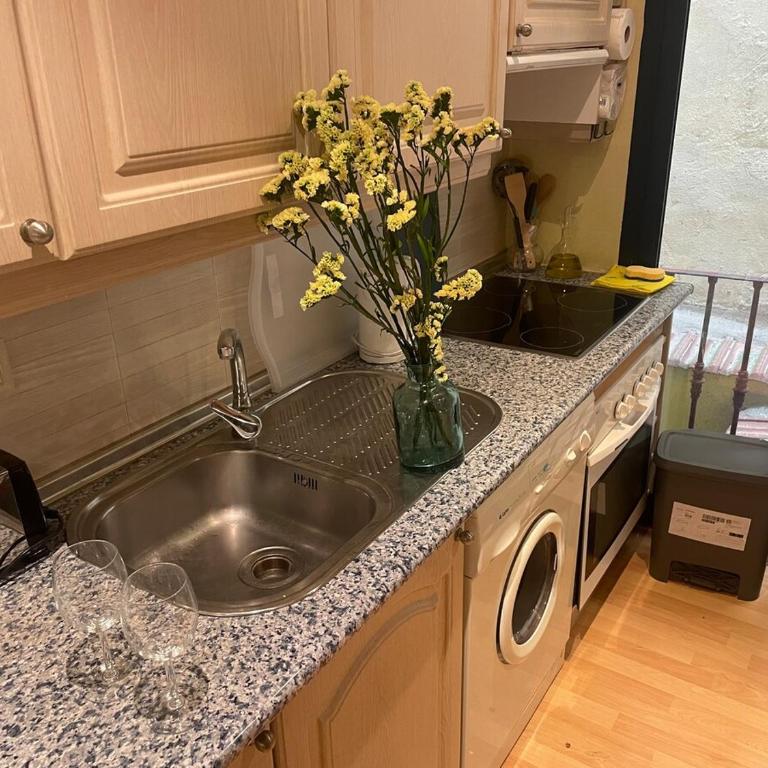 Valverde calle junto a metro Gran Via - Appartement 1 Chambre - 17