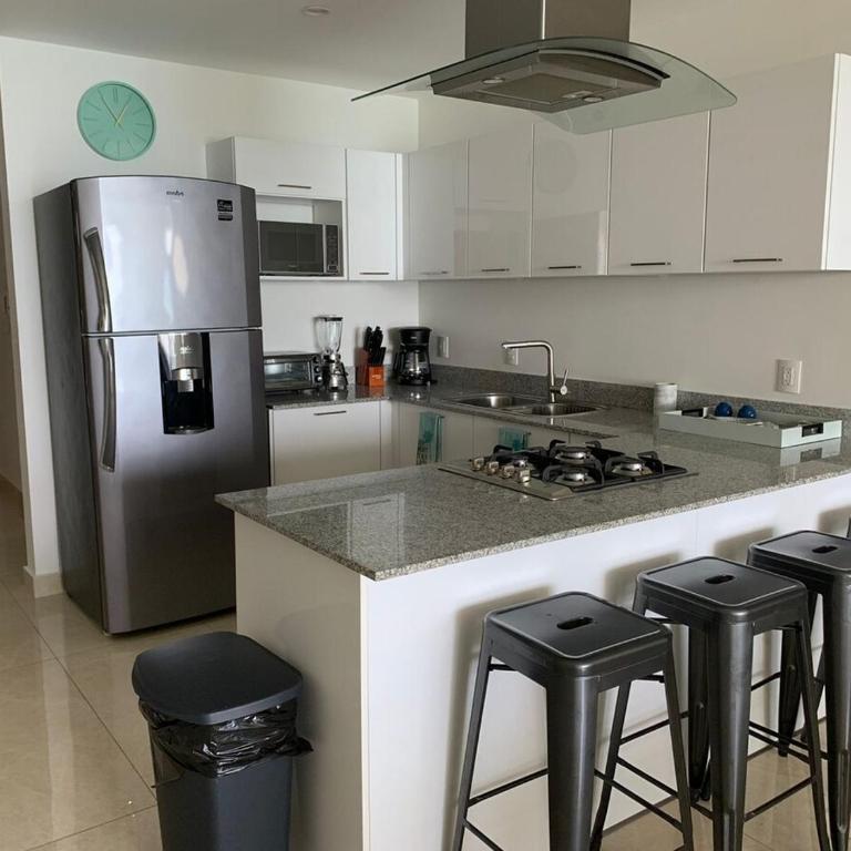 New and luxurious apartment in Mazatlan best zone - Two-Bedroom Apartment - Oceanfront - 5