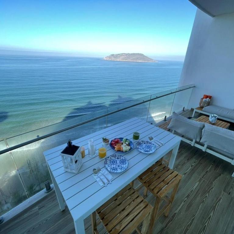 New and luxurious apartment in Mazatlan best zone - Two-Bedroom Apartment - Oceanfront - 8