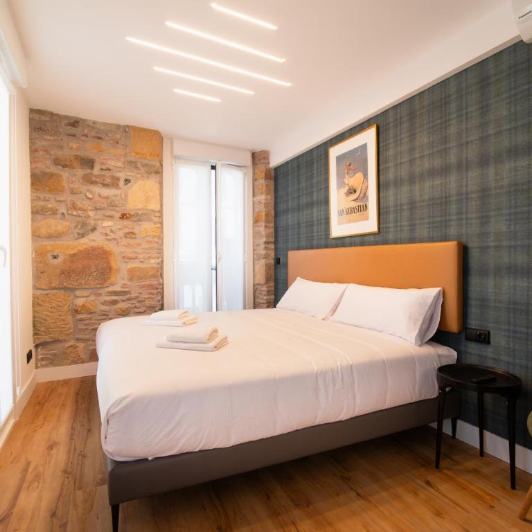 Boulevard Roomss - Habitación Triple con balcón - 3