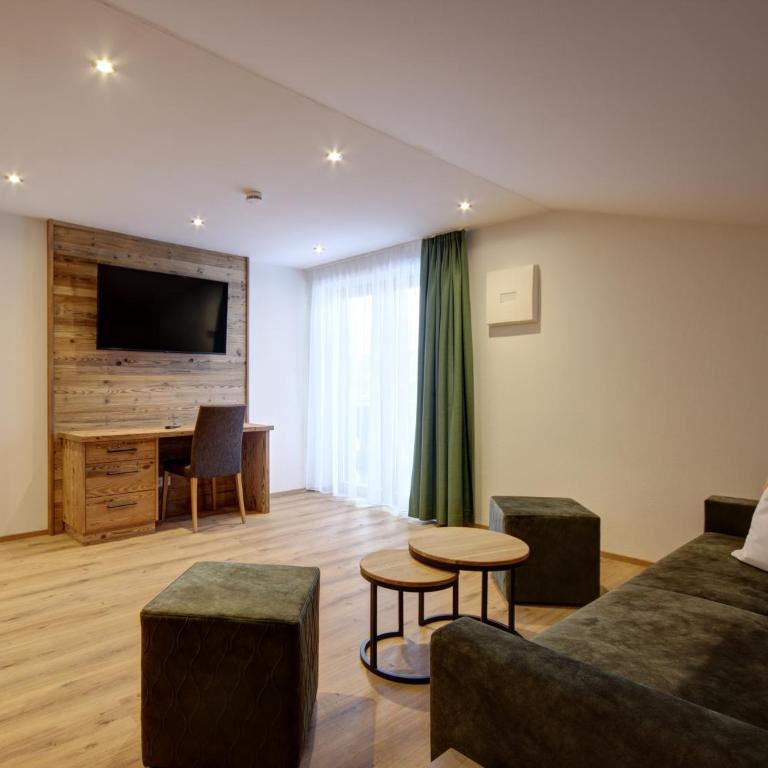 Gasthof-Appartements Vroni - Chiemgau Karte - Apartment mit 1 Schlafzimmer und Aussicht - 1