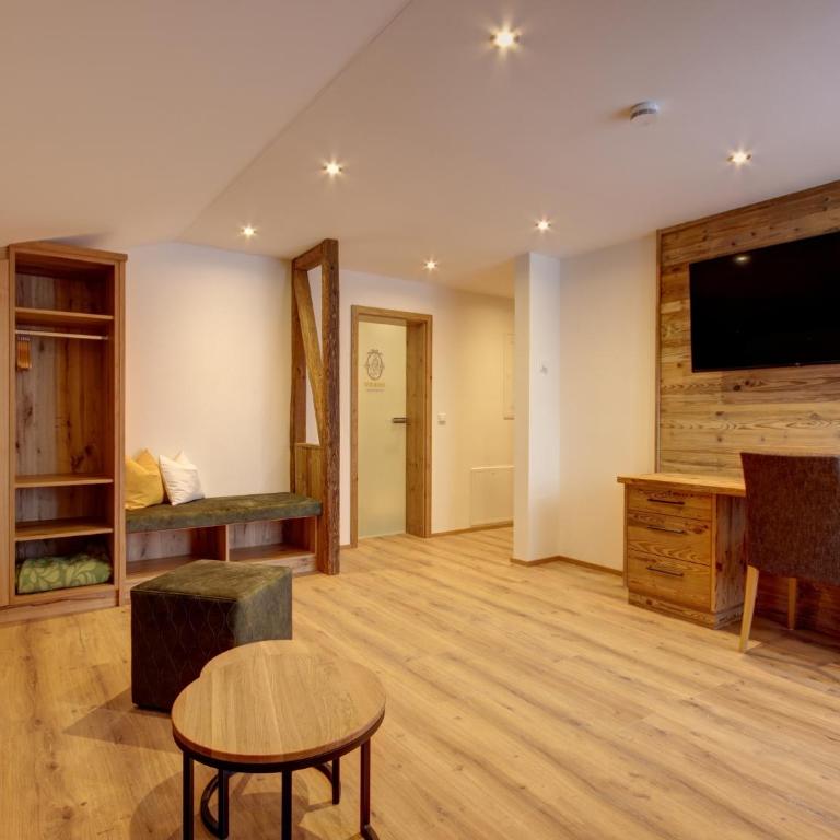 Gasthof-Appartements Vroni - Chiemgau Karte - Apartment mit 1 Schlafzimmer und Aussicht - 8