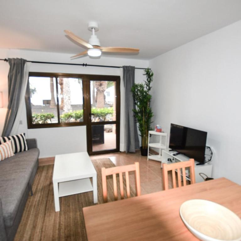 Book Jet - OASIS CORRALEJO Apartments Pool & WIFI - Apartamento de 1 dormitorio con terraza - 3