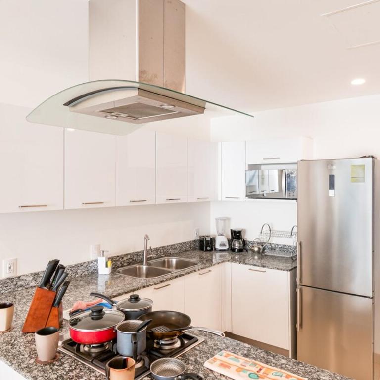 9th floor on Camino Al Mar Direct access to the beach - Two-Bedroom Apartment - 30