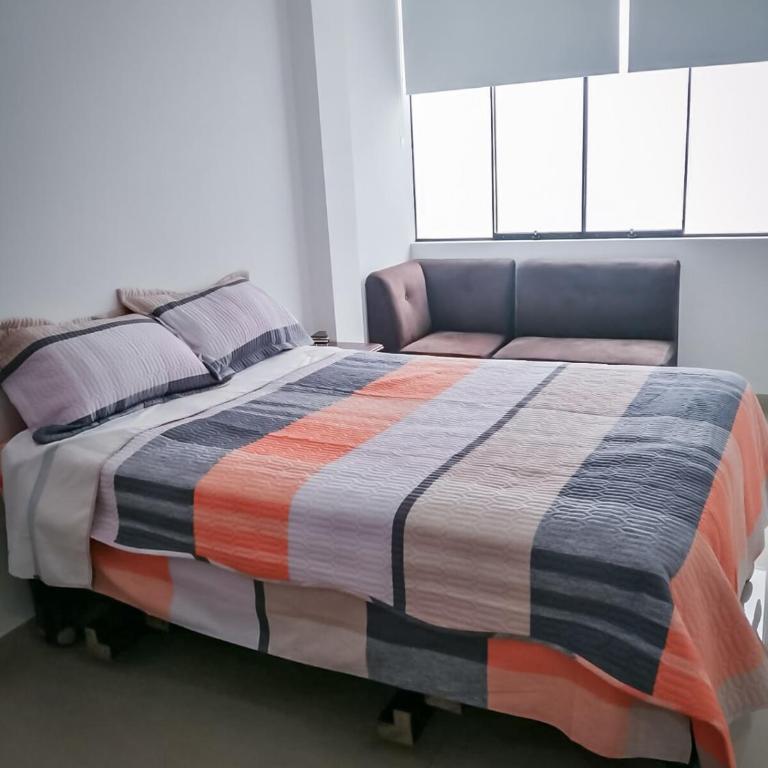 Amplio departamento completo cerca al aeropuerto - Apartamento de 3 dormitorios - 13