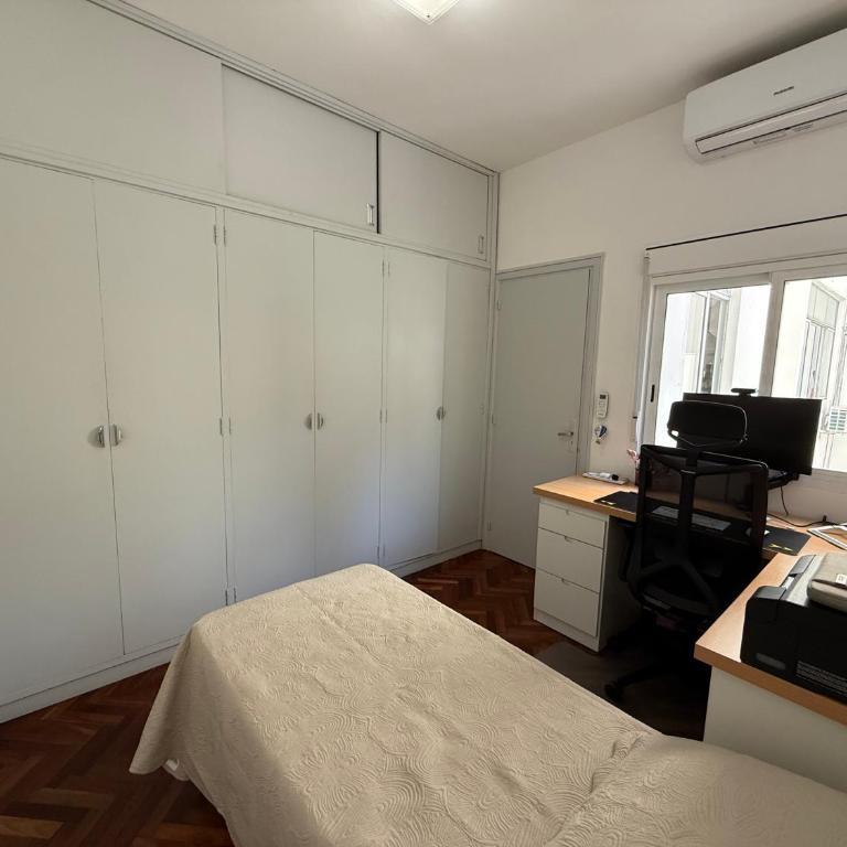 Spacious and Bright Apartment in Centro - Two-Bedroom Apartment - 8