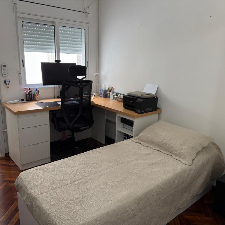 Spacious and Bright Apartment in Centro - Two-Bedroom Apartment - 20