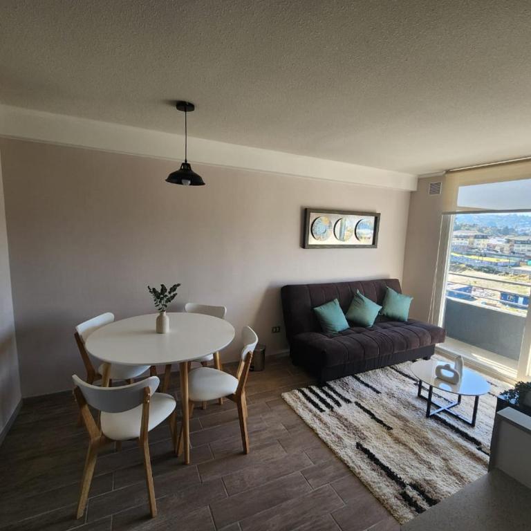 Departamento Centro Puerto Montt - Three-Bedroom Apartment - 1