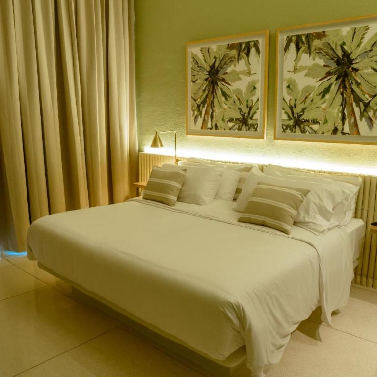 Terrazas Hotel Boutique - Habitación con cama extragrande y balcón - 5