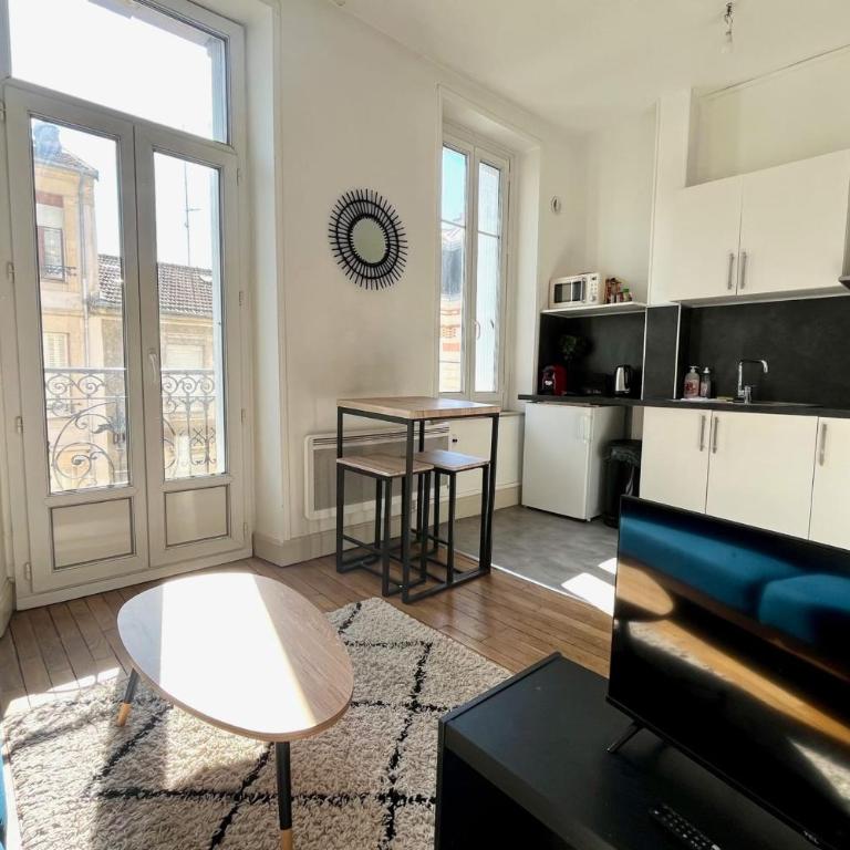 Nancy ARTEM Thermal F2 tout équipé - Appartement 1 Chambre - 4