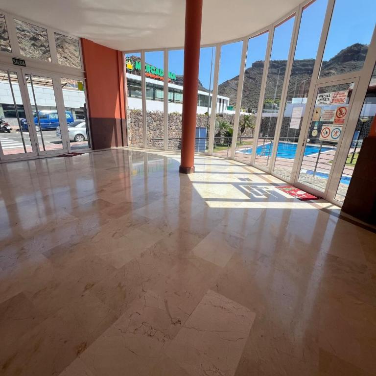 La Casa de Gala - Two-Bedroom Apartment with Terrace - 7