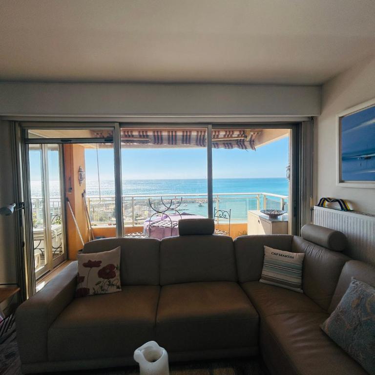 Appartement Menton front de mer au dernier étage de 95M2 avec Terrasse de 70M2 - Appartement 2 Chambres - 5