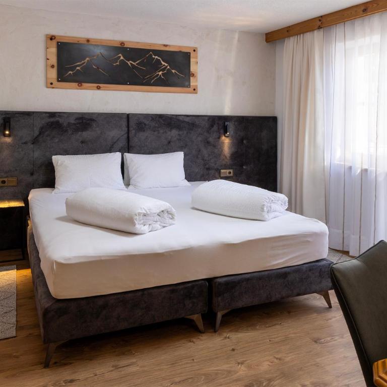 Apart Pension Bergfrieden - Deluxe Doppel-/Zweibettzimmer - 1