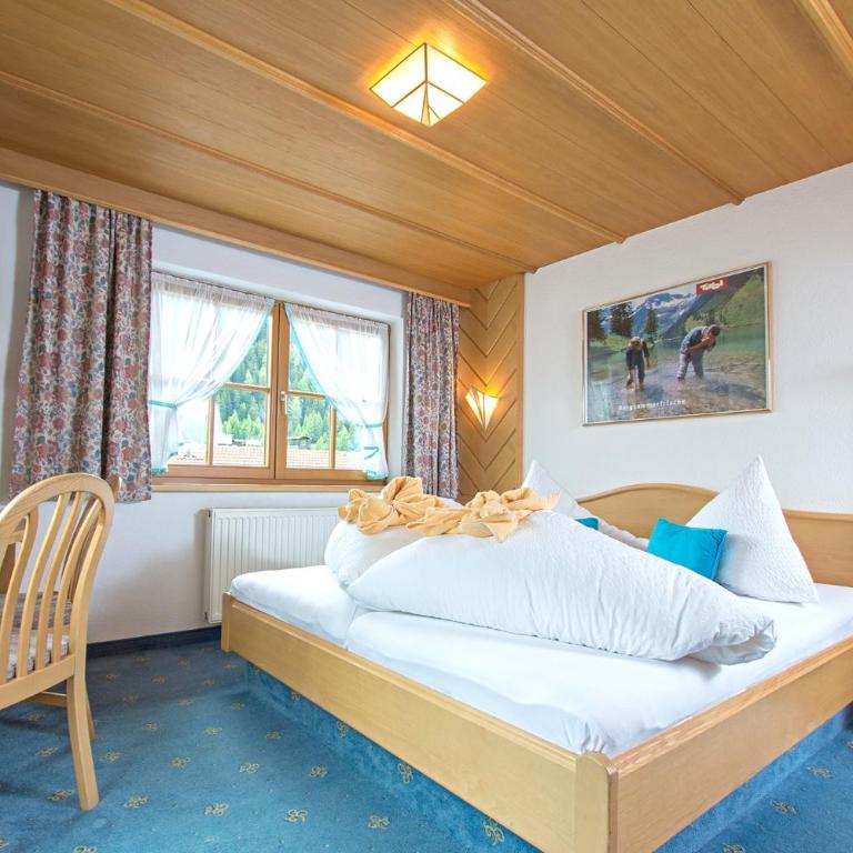 Apart Pension Bergfrieden - Deluxe Doppel-/Zweibettzimmer - 2