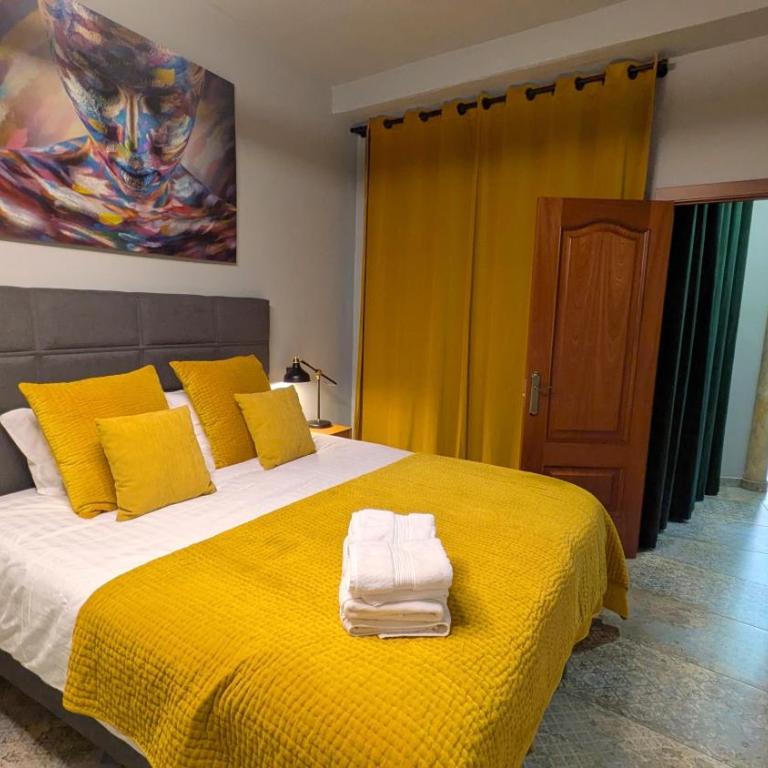 Alma de Málaga 2BR Stay with Art History & Comfort in the Heart of the City - Apartamento de 2 dormitorios - 6