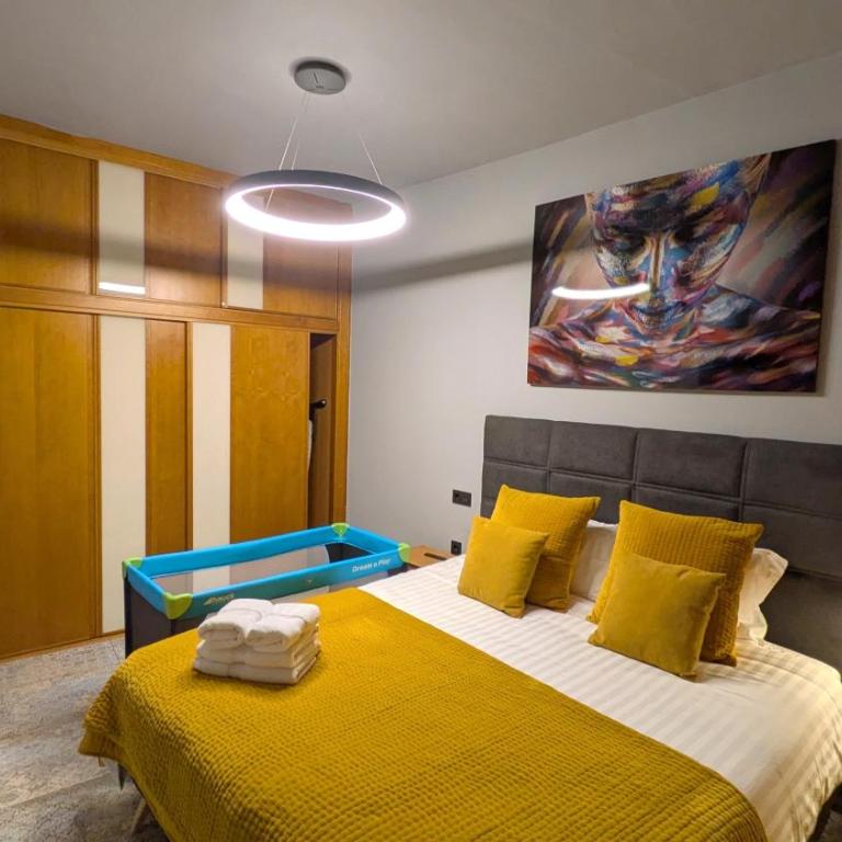 Alma de Málaga 2BR Stay with Art History & Comfort in the Heart of the City - Apartamento de 2 dormitorios - 12