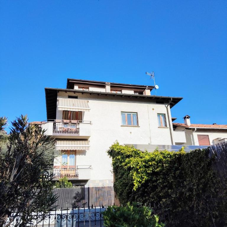 La Mansardina - Appartamento con 1 Camera da Letto - 1