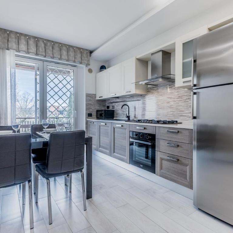 Modern 2 Bedroom Apt Cinecitta - Appartamento Standard con 2 Camere da Letto - 4