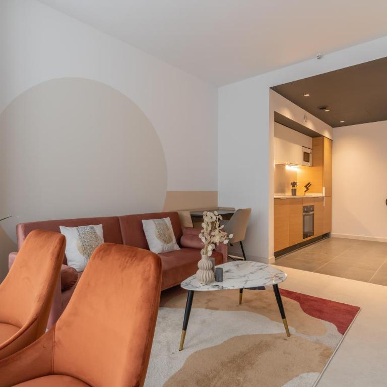 Canillas Apartments - One-Bedroom Apartment 1 - 17