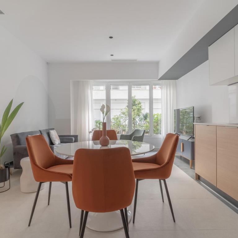 Canillas Apartments 2 - Two-Bedroom Apartment 1 - 4