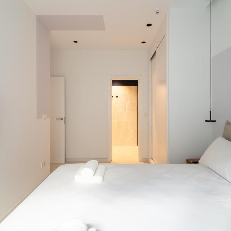 Canillas Apartments 2 - Two-Bedroom Apartment 1 - 14