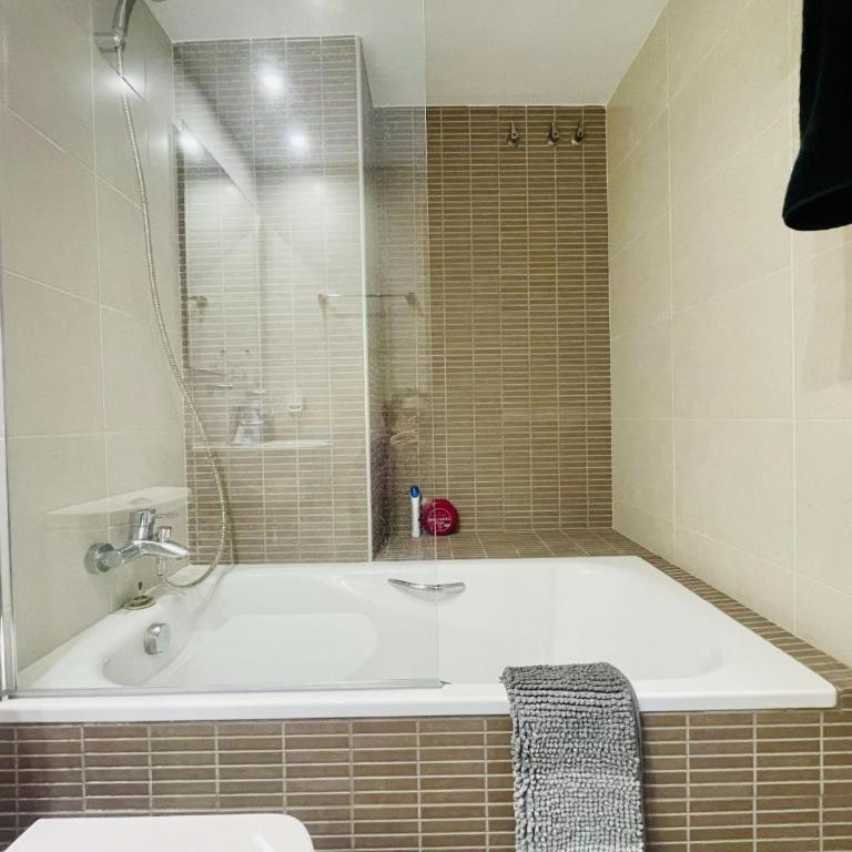 Roca Maura by Costabravaway AC /Sea view - Apartment - 37