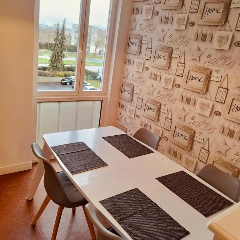 Pearl of Amiens center, Train station, Parking - One-Bedroom Apartment with Lake View - 45
