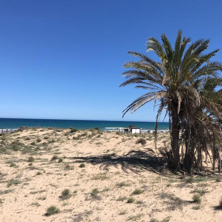 Quizás, una de las mejores vistas al Mediterráneo - Three-Bedroom Home - 30