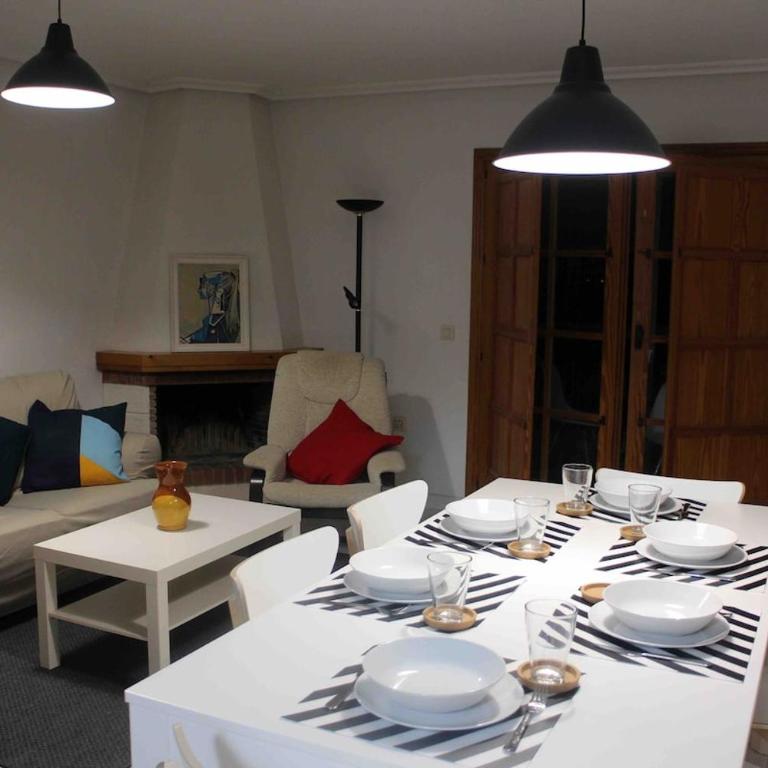 Quizás, una de las mejores vistas al Mediterráneo - Three-Bedroom Home - 19