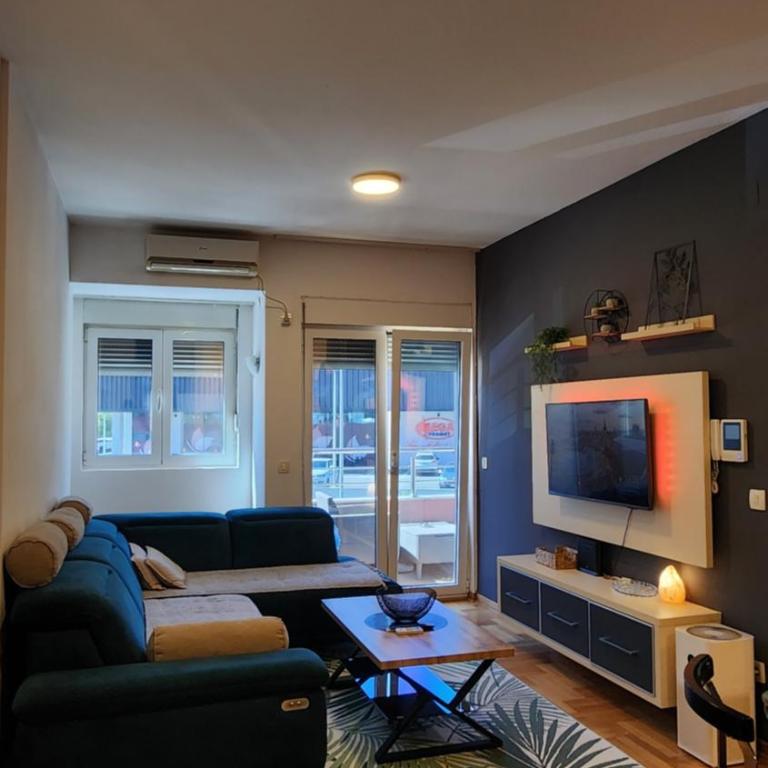 Green Loft - One-Bedroom Apartment - 10