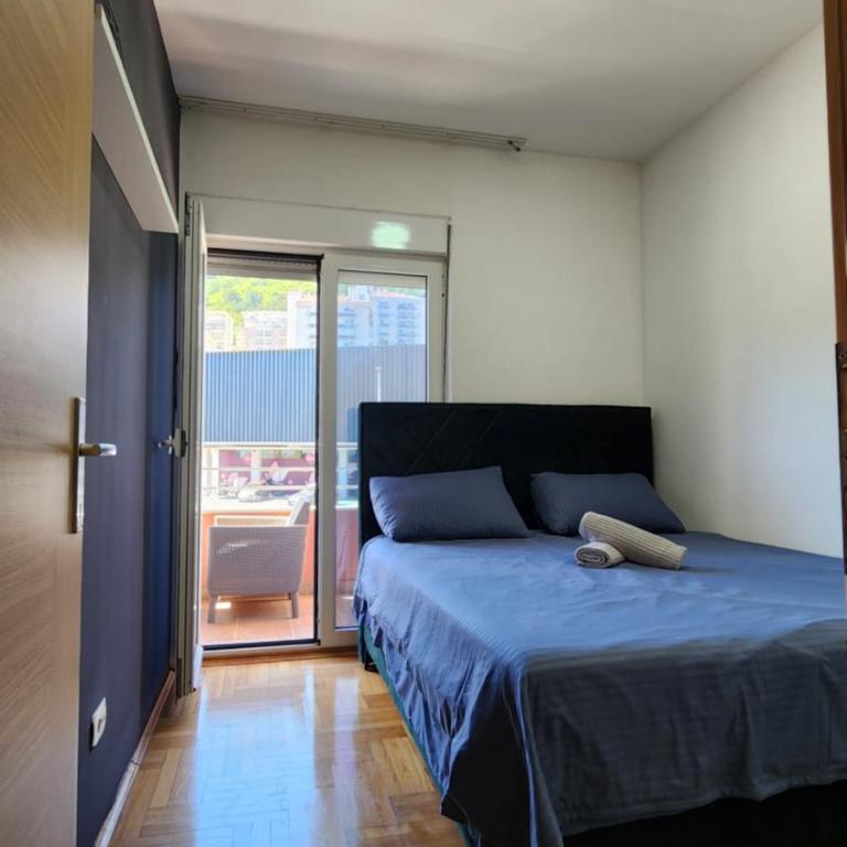 Green Loft - One-Bedroom Apartment - 25