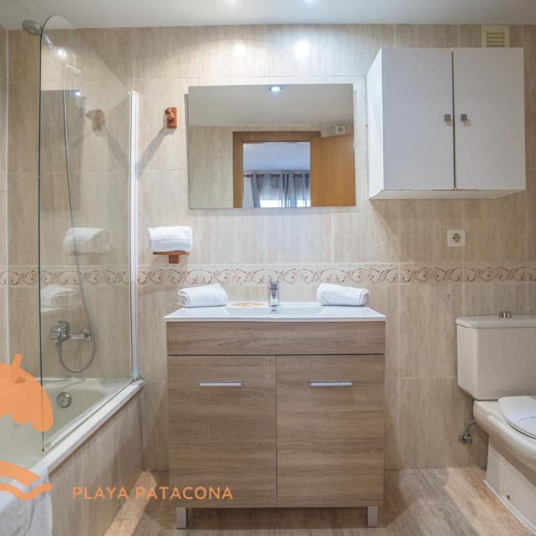 Front Sun Beach Apartment - Two-Bedroom Apartment - 3