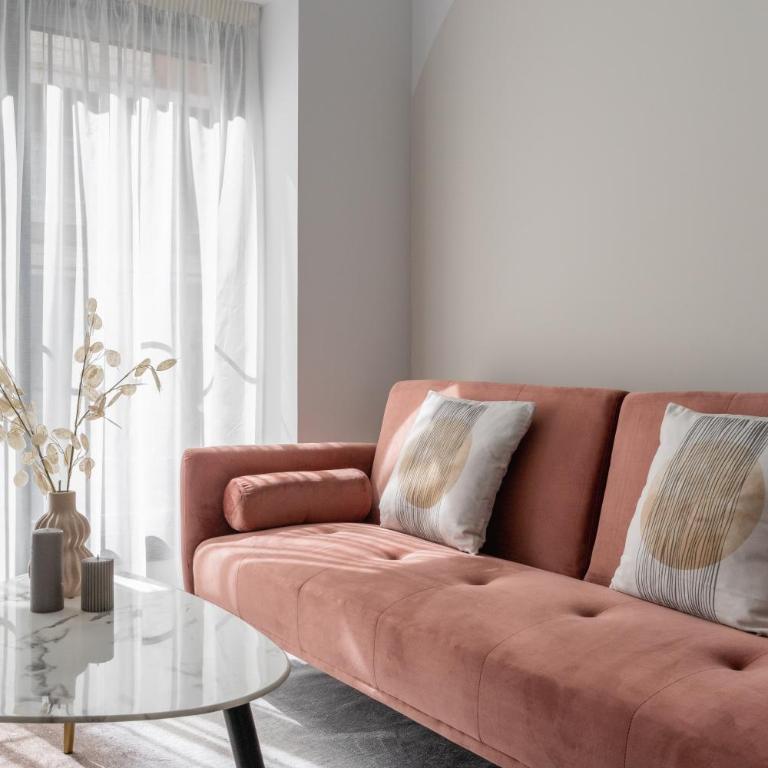 Canillas Apartments - One-Bedroom Apartment 3 - 5