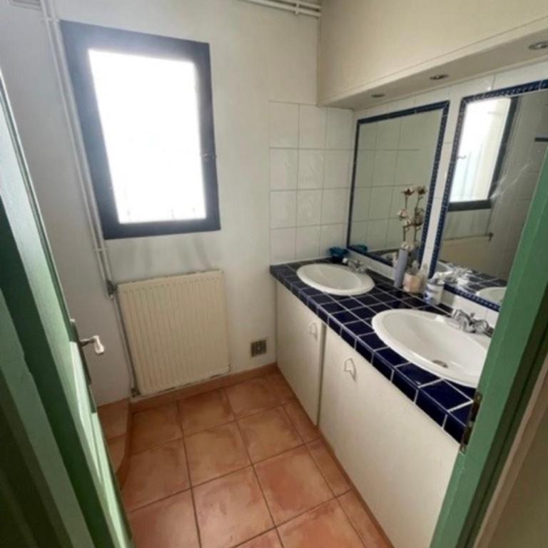 Villa Impressionniste - au coeur de Montpellier, villa 290 m2, jardin tropical, piscine, cuisine extérieure - Villa - 25