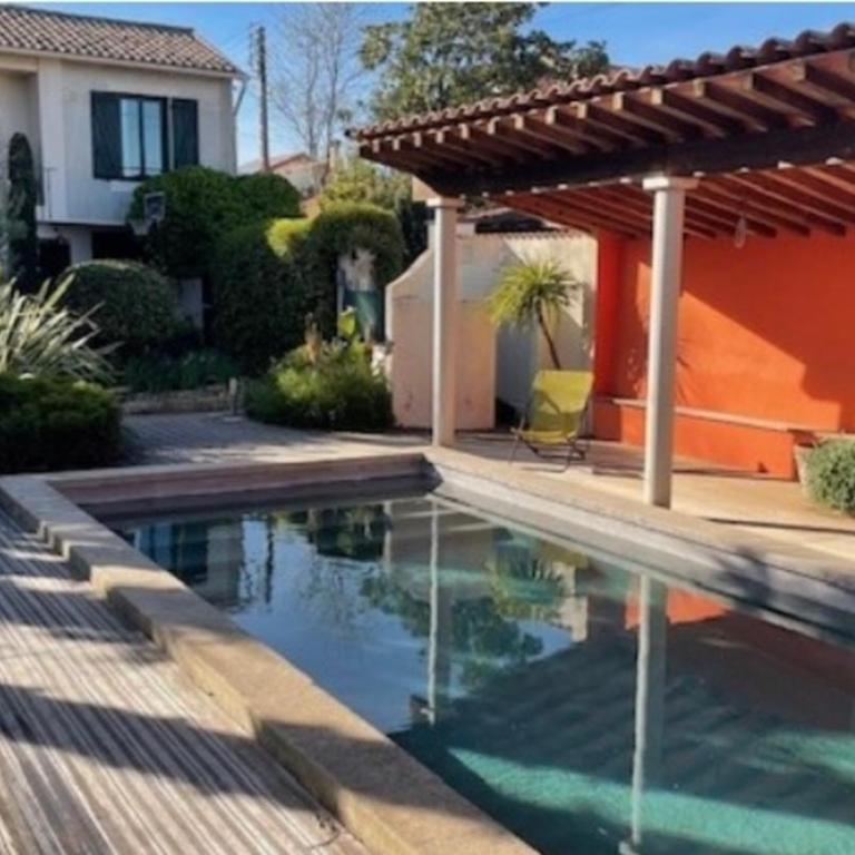 Villa Impressionniste - au coeur de Montpellier, villa 290 m2, jardin tropical, piscine, cuisine extérieure - Villa - 1