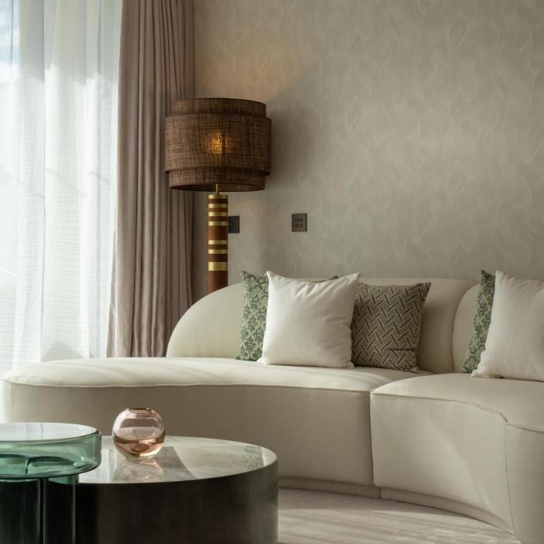 ZEM Wellness Clinic Altea - 5 Stars Grand Luxury - Suite con cama grande y balcón - 6