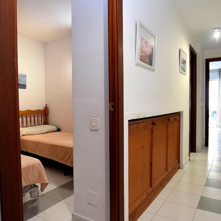 Apartamento Montblanc - One-Bedroom Apartment - 14