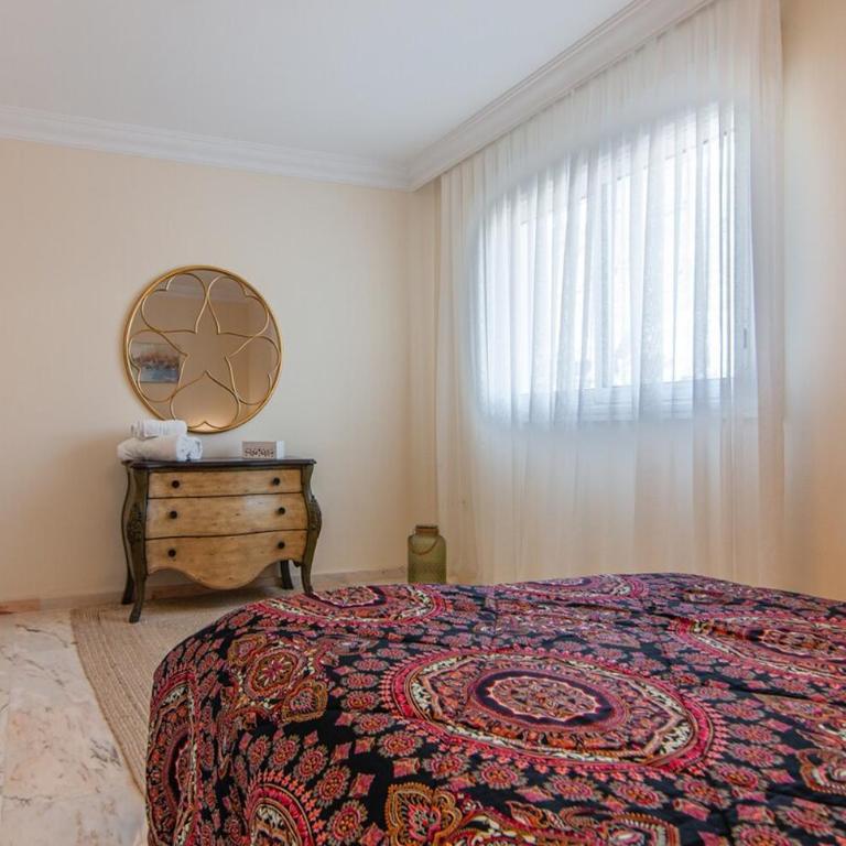 Luxury 2-Bedroom Ocean View Apartment - Apartamento de 2 dormitorios con terraza y vistas al mar - 3